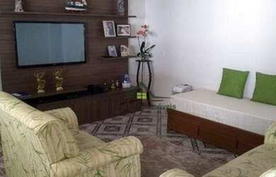 Imagem: A casa possui 3 Dormitórios, 2 Banheiros, 5 Vagas na garagem