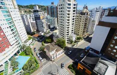 Imagem: O apartamento possui 3 Dormitórios, 4 Banheiros, 1 Vaga na