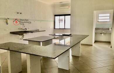 Imagem: O depósito possui 34m² de Área e está localizado em Vila