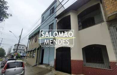 Imagem: A casa possui 3 Dormitórios, 3 Banheiros, 1 Vaga na garagem