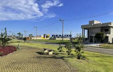 Imagem: O terreno possui 422m² de Área e está localizado em Parque