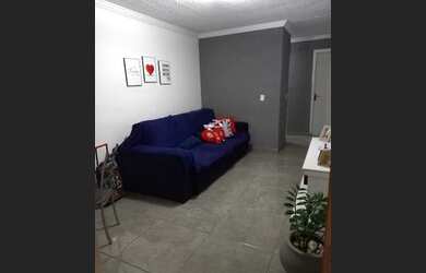 Imagem: O apartamento possui 2 Dormitórios, 1 Banheiro, 2 Vagas na