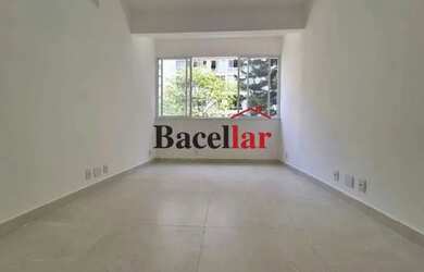 Imagem 2: Apartamento Padrão / Residencial / Flamengo