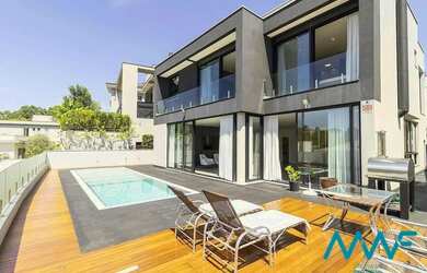 Imagem: Tamboré 11 - Casa Moderna com Excelente Vista - Vendida Mobiliada!!!