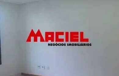 Imagem: O depósito possui 3 Vagas na garagem e 90m² de Área e está