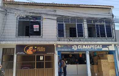 Imagem: O apartamento possui 2 Dormitórios e 1 Banheiro e está localizado