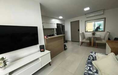 Imagem: O apartamento possui 2 Dormitórios, 2 Banheiros, 2 Vagas na