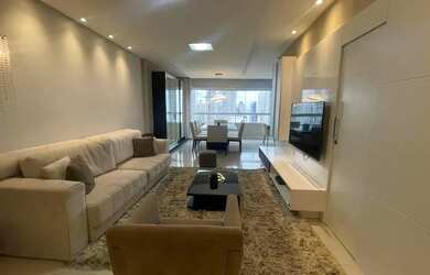 Imagem: O apartamento possui 3 Dormitórios, 3 Banheiros, 2 Vagas na