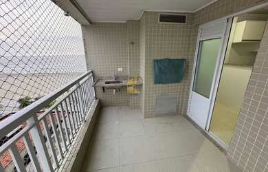 Imagem: O apartamento possui 3 Dormitórios, 2 Banheiros, 2 Vagas na