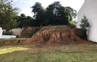 Imagem: O terreno possui 300m² de Área e está localizado em Itapeva
