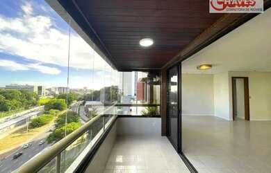 Imagem: O apartamento possui 4 Dormitórios, 3 Banheiros, 2 Vagas na