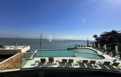 Imagem: O apartamento possui 3 Dormitórios, 1 Banheiro, 2 Vagas na