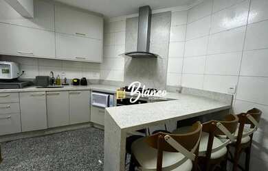 Imagem: O apartamento possui 3 Dormitórios, 2 Banheiros, 1 Vaga na