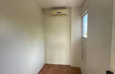 Imagem: O apartamento possui 3 Dormitórios, 1 Banheiro, 120m² de Área