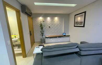 Imagem: O apartamento possui 2 Dormitórios, 2 Banheiros, 1 Vaga na