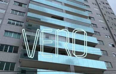 Imagem: O apartamento possui 4 Dormitórios, 3 Banheiros, 4 Vagas na