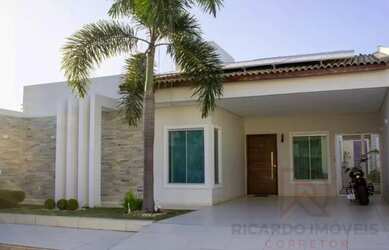 Imagem: A casa em condomínio possui 3 Dormitórios, 3 Banheiros, 2