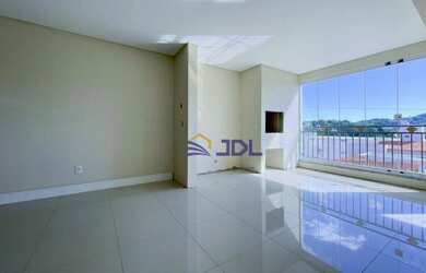 Imagem: O apartamento possui 3 Dormitórios, 2 Banheiros, 2 Vagas na