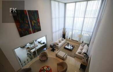 Imagem: A casa em condomínio possui 4 Dormitórios, 5 Banheiros, 5