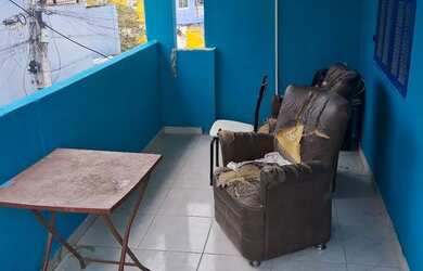 Imagem: A casa possui 2 Dormitórios, 2 Banheiros, 1 Vaga na garagem