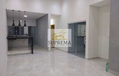 Imagem: A casa em condomínio possui 3 Dormitórios, 2 Banheiros, 2