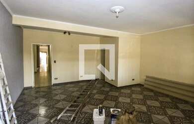 Imagem: A casa para alugar possui 2 Dormitórios, 3 Banheiros, 2 Vagas