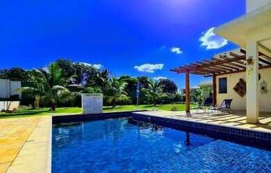 Imagem: A casa em condomínio possui 4 Dormitórios, 5 Banheiros, 5