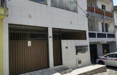 Imagem: A casa possui 2 Dormitórios, 1 Banheiro e está localizado