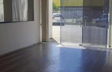 Imagem: O depósito possui 200m² de Área e está localizado em Centro