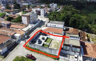 Imagem: O terreno possui 280m² de Área e está localizado em José