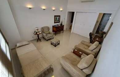 Imagem: O studio possui 1 Dormitório, 1 Banheiro, 1 Vaga na garagem