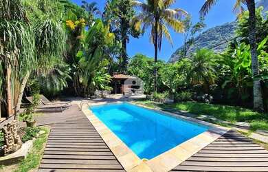 Imagem 3: Incrível Casa no Joá com vista deslumbrante para a Pedra da Gávea!