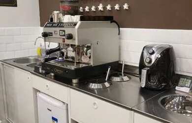 Imagem 4: Repasse de franquia Cacau Show - Loja linda Motivo Mudança