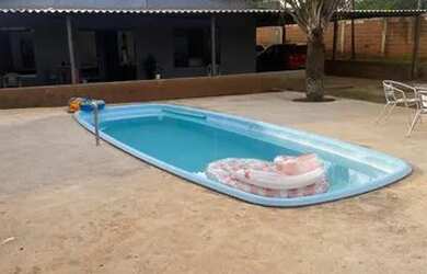 Imagem: A casa em condomínio possui 5 Dormitórios, 5 Banheiros, 5