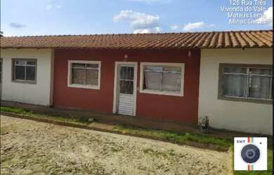 Imagem: A casa possui 2 Dormitórios, 1 Banheiro, 1 Vaga na garagem