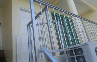 Imagem: A casa possui 2 Dormitórios, 1 Banheiro e está localizado