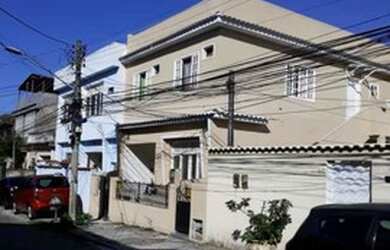 Imagem: A casa em condomínio possui 3 Dormitórios, 1 Banheiro, 120m²