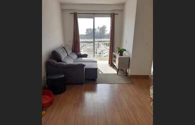 Imagem: O apartamento possui 2 Dormitórios, 1 Banheiro, 1 Vaga na garagem