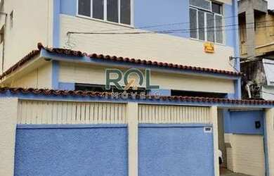 Imagem: A casa possui 3 Dormitórios, 2 Banheiros, 1 Vaga na garagem