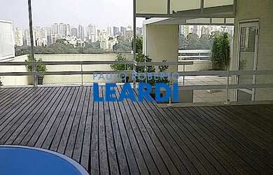 Imagem: O apartamento possui 3 Dormitórios, 4 Banheiros, 3 Vagas na