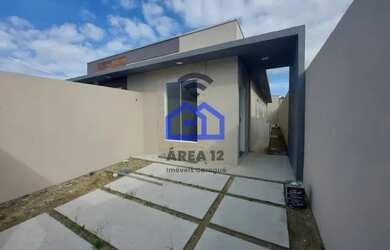 Imagem: A casa possui 2 Dormitórios, 1 Banheiro, 1 Vaga na garagem