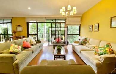 Imagem 2: Edifício adjacente á Rua Rainha Guilhermina 272 metros Varanda 4 quartos...