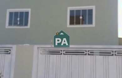 Imagem: A casa possui 3 Dormitórios, 3 Banheiros, 2 Vagas na garagem