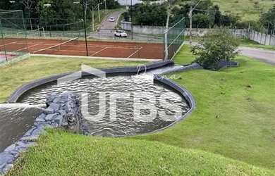 Imagem: O terreno possui 549m² de Área e está localizado em Abadia