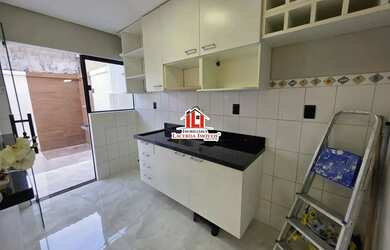 Imagem 10: Casa Duplex no Residencial Santa Mônica com 3 Qts sendo 1 Suíte com...