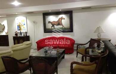 Imagem: O apartamento possui 4 Dormitórios, 5 Banheiros, 5 Vagas na