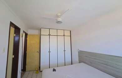 Imagem: A casa em condomínio possui 3 Dormitórios, 3 Banheiros, 3