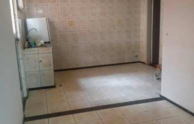 Imagem 9: Aluga-se uma casa. 1 Banheiroe3 Dormitórios