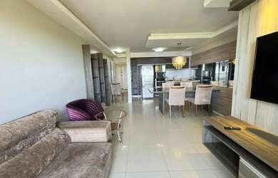 Imagem: O apartamento possui 3 Dormitórios, 3 Banheiros, 2 Vagas na