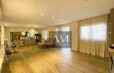 Imagem: O apartamento possui 3 Dormitórios, 4 Banheiros, 3 Vagas na